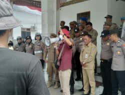 Masa Aksi Mahasiswa Tantang Bupati Batu Bara Terkait Pinjaman di Bank Sumut 25M,