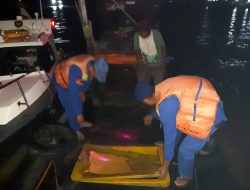 Polair Tanjung Balai Bersama Tim Periksa Muatan Kapal di Perairan Tanjung Balai Periksa Kapten dan ABK Kapal.