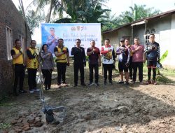 Kapolres Batu Bara AKBP Jose DC.Fernandes S,S,I,K Giat Melaksanakan Olah raga Dan Memberikan Bantuan Kepada Masyarakat Desa Tanjung Kuba.