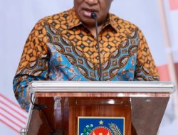 Kemendagri Beri Penghargaan kepada Pemda yang Mendukung Gerakan Pembagian 10 Juta Bendera Merah Putih.