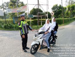 Kegiatan Sat Lantas Polres Batu Bara melaksanakan Peneguran Humanis bagi Pelanggaran kasat mata dalam Rangka OPS ZEBRA TOBA-2023.