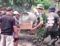 Peduli Pembangunan Di Desa Binaannya, Babinsa Koramil Gandusari Gelar Gotong Royong Bersama.