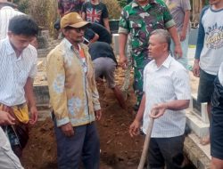 Wujud Kepedulian, Babinsa Laksanakan Takziah ke Warga Binaan.