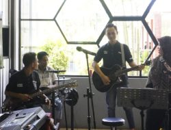 Live Music ‘Diamond Band’ Hibur Pengunjung Lapas Narkotika Karang Intan,