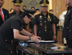 Yasonna Promosi dan Mutasi 120 Pimti Pratama di Kemenkumham,