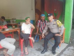 Bhabinkamtibmas Polsek Labuhan Ruku Bersama Warga Desa Ujung Kubu Kec.Nibunh Hangus Kab.Batu Bara Ternampak Akrap.  Centralpublikasi.Com Batu Bara Sabtu ;(07/10/2023).
