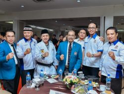 Pelantikan Pengprov KKI Sumut, Bupati Zahir Terima Sabuk Hitam,
