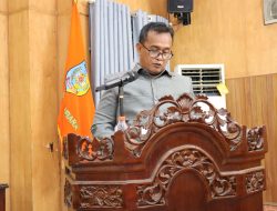 Fraksi Golkar Menyampaikan Nota Dalam Pandamgan Umum Nya Nota R.APBD 2024 dan Nota Ranperda Tentang Perubahan Atas Perda Kabupaten Batu Bara N0.1 Tahun 2019.