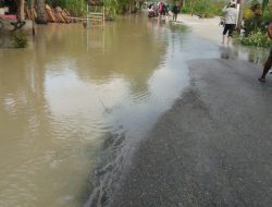 Masyarakat kecamatan Medang Deras “” Meminta “” Pemkab Batu Bara Memperhatikan Jalan Lintas Pagurawan..