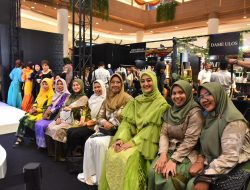 Ny. Maya Zahir Tampil di Sumut Fashion Week