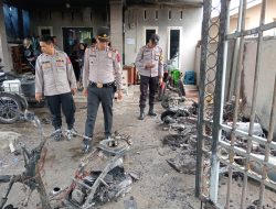 Kebakaran Teras( Parkir Sepeda Motor) Di Kantor KSU Riama.