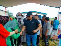 Perkuat Silaturahmi, Pj. Bupati Batu Bara Nizhamul Jalan Santai Bersama Masyarakat