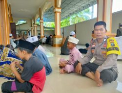 Kapolsek Medang Deras “Giat cooling System”Pengamanan warga Laksanakan Sholat Jumat.