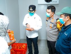Pastikan Persiapan Matang, Pj. Nizhamul Tinjau Kesiapan Rumah Pasta Cabai Bersama Kapolres Batu Bara AKBP Taufiq.