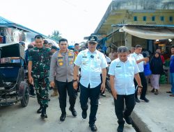 Jelang Hari Raya Idul Fitri, Pj. Bupati Nizhamul Monitoring Pasar.