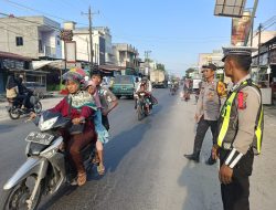 Kapolsek Indrapura AKP Jonni H Damanik SH MH, Laksanakan Pengamanan Pasar Tumpah Pada Bulan Suci Ramadhan..