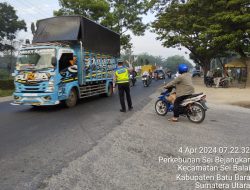 Pengaturan Lalu Lintas Pagi Hari Bentuk Pelayanan Sat Lantas Polres Batu Bara Terhadap Pengendara Pengguna Jalan..