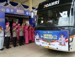 Kapolda Sulut Lepas Rombongan Mudik Gratis Lebaran 1445 H