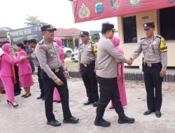 Kunjungan Kerja Kapolres Batu Bara Dan Ketua Bhayangkari Cabang Batu Bara Di Polsek Labuhan Ruku.