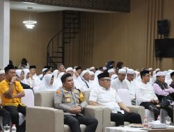 Kapolres Batu Bara AKBP Taufik Hidayat Thayeb SH SIK, Hadiri Acara Tepung Tawar Jemaah Calon Haji..
