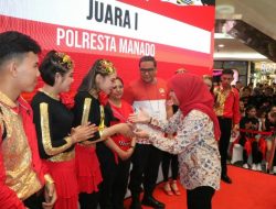 Meriahkan Hari Bhayangkara ke-78, Polda Sulut Gelar Lomba Line Dance di Atrium Megamall.