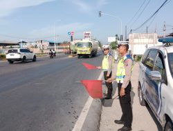 Kasatlantas Polres Batu Bara,Giat Patroli Kibas Bendera Di Lokasi Rawan Lakalantas..