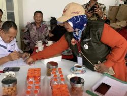 Pantarlih bersama Tim KPU Batu Bara Monitoring Coklit Dirumah Mantan Bupati Batu Bara.