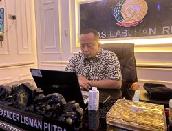 Jajaran Lapas Labuhan Ruku Ikuti Kegiatan Seminar Nasional Transformasi Tata Kelola Pemasyarakatan Secara Virtual.