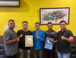 Caretaker DPD KNPI Batu Bara Serahkan 2 SK Caretaker DPK KNPI Talawi dan Tanjung Tiram