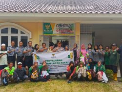 Pembagian Sumbangan Pakaian Layak Pakai Dari Pegawai Rutan Prabumulih melalui BAZNAS Kota Prabumulih