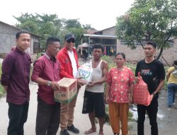Beri Santunan Tim Relawan Zahir-Aslam Kunjungi Warga Korban Angin Puting Beliung.