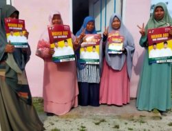 Kalangan emak – emak dari Partai Keadilan Sejahtera (PKS) dengan 