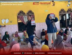 KPU Batu Bara mengadakan Kegiatan Sortir Dan Lipat Surat Suara Pilkada Serentak 2024