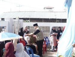 Wau di Saat Deklarasi di Simpang Geho Kec.Talawi Emak.Emak Sangat Bahagia Atas Kedatangan Baharuddin.Syafrizal di Sambut Senyum.