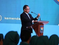 Lantik Ketum dan Pengurus TP PKK Pusat Periode 2024-2029, Mendagri Imbau Wujudkan Program Asta Cita*