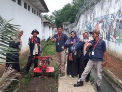Mendukung Program Ketahanan Pangan Nasional Rutan Prabumulih Tanam Bibit Bayam Dan Kangkung