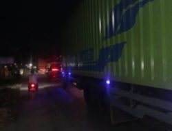 Sepanjang Dua Kilo Jalinsum Medan Kisaran Macet Ribuan Ratusan Sepeda Motor Antri.