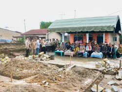 Pj. Bupati Heri Letakkan Batu Pertama Pembangunan Rumah Layak Huni