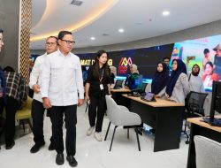 Tinjau Mal Pelayanan Publik Kota Makassar, Wamendagri Bima Apresiasi Integrasi Berbagai Layanan.