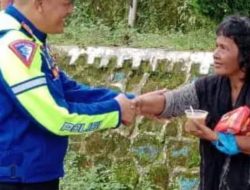 Sat Lantas Polres Simalungun : ” Minggu Kasih ” Gabungkan Kebaikan dengan Keselamatan Berlalu Lintas