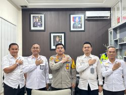 Kalapas Batu Bara Bersama Tim Kunjungi Kapolres Batu Bara di Ruangan Nya.Dalam Rangkah Silaturahmi.