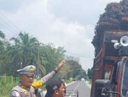 Ops Keselamatan Toba, Kasat Lantas Polres Simalungun Tegaskan Pengawasan Ketat Truk ODOL Jelang Idul Fitri 1446 H
