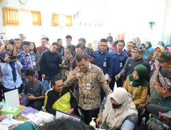 Gubernur Jateng Tinjau Layanan Speling di Cilacap, Ngaku Bawa Sejumlah Dokter Spesialis untuk Periksa Warga