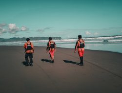 2 Hari Pencarian, Remaja Hilang Terseret Ombak di Pantai Karangpakis Cilacap Belum Ditemukan