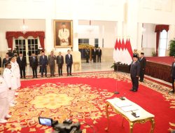 Mendagri Tito Dampingi Presiden Lantik Gubernur Kepulauan Bangka Belitung dan Papua Pegunungan*