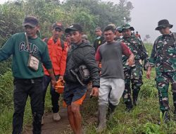 Tim Sar Gabungan Akhirnya Berhasil Evakuasi Pendaki Yang Hilang di Kawasan Hutan TNGM