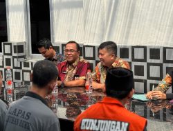 Lapas Labuhan Ruku Terima Kunjungan Pengadilan Negeri Kisaran, Kalapas : Bahas Pembinaan dan Sinergitas