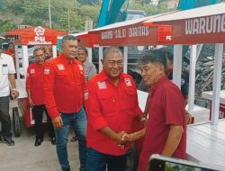 Tingkatkan Perekonomian, Ketua PSI Cilacap Beri 1.000 Gerobak untuk Wirausaha Kader dan Masyarakat