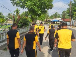 Kapolsek Labuhan Ruku Polres Batu Bara Gerak kan Tim Jalan Santai di Pagi Hari.Agar Tubuh Lebih Sehat Jasmani Dan Rohani.