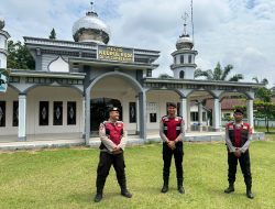 Jum’at Yang Penuh Berkah Personil Polres Batu Bara Guat Melaksanakan Pengamanan di Mesjid di Wilayah Batu Bara.